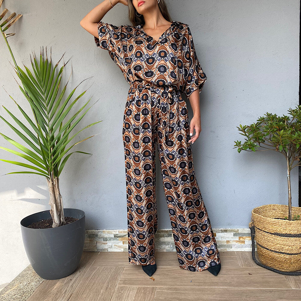 BALI CONJUNTO ASEDADO
