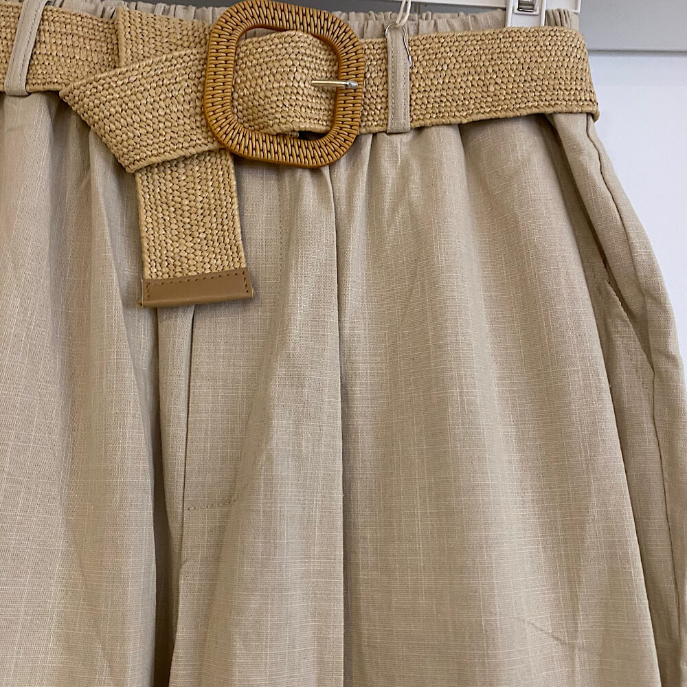 8413 PANTALÓN CON CINTO