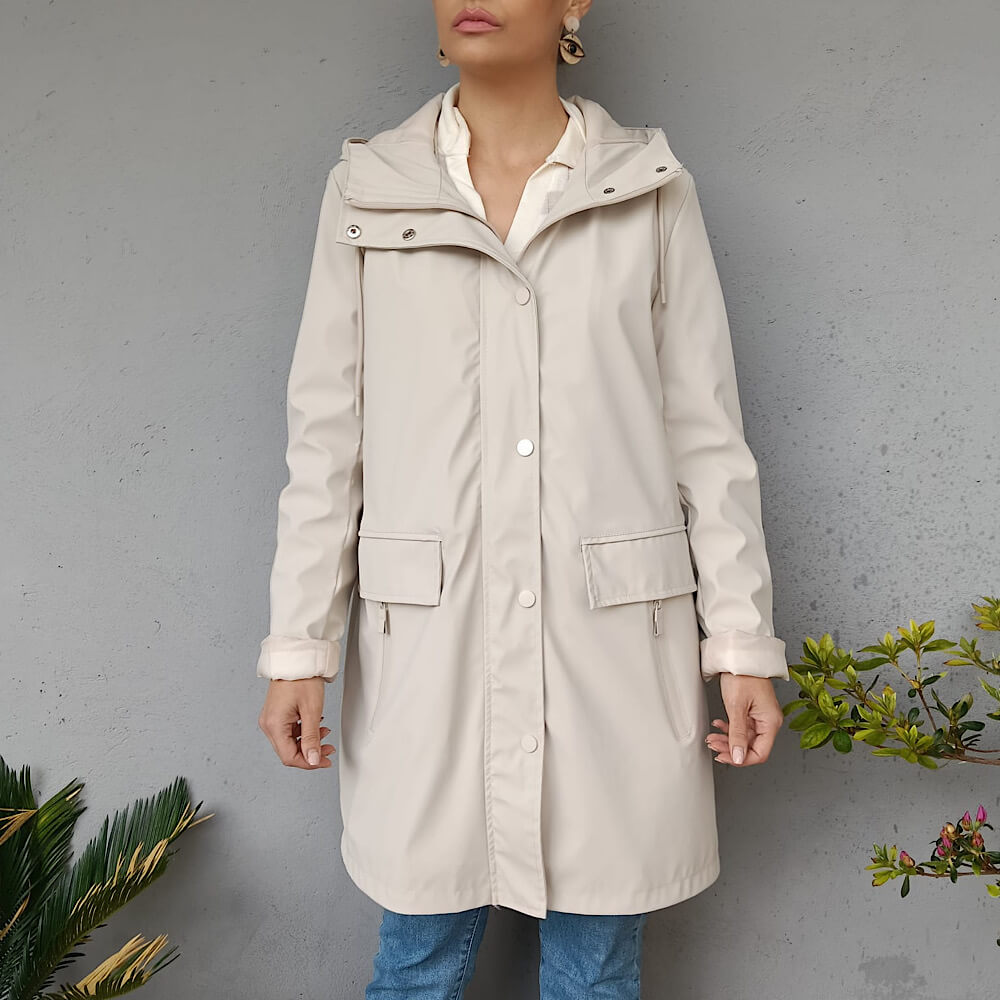 BÉRGAMO CHUBASQUERO BEIGE