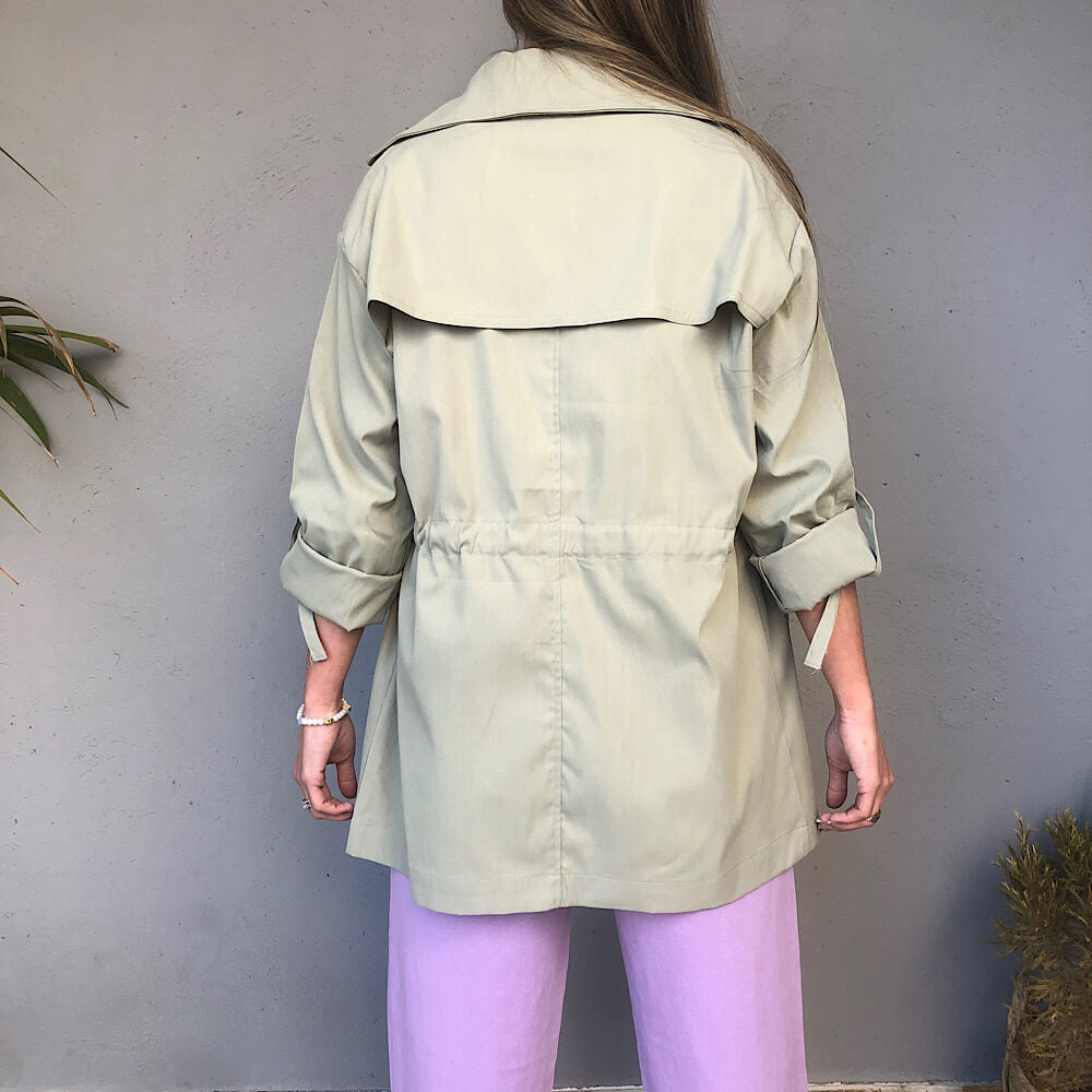 TRENCH SOHO ABIERTO