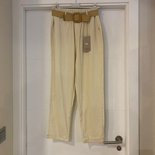 8413 PANTALÓN CON CINTO
